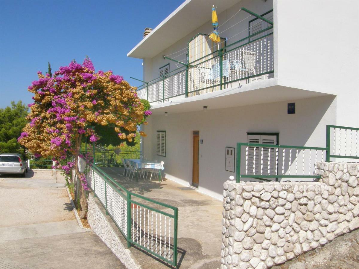 Apartment Dijo I Primošten Exterior foto